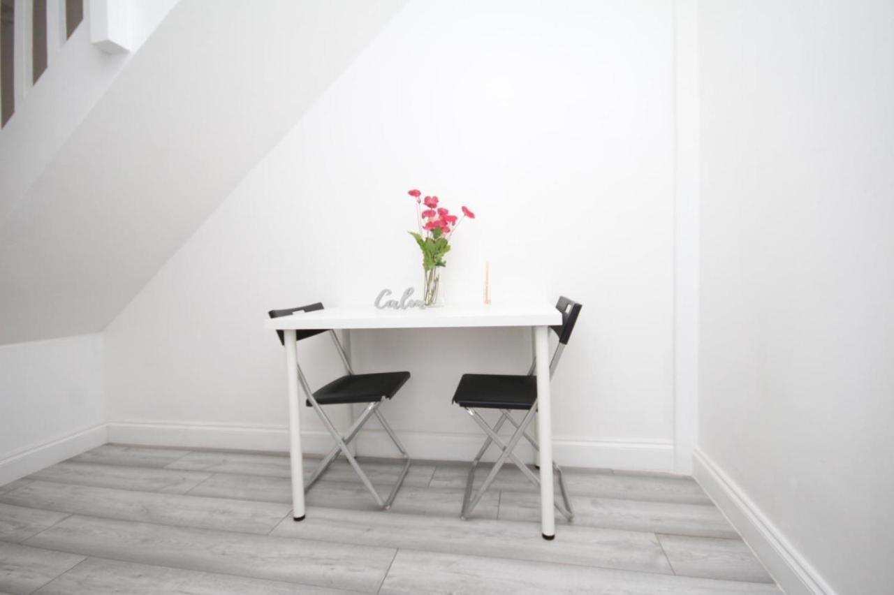 Lovely 3 Bed Spacious Flat Apartment In Central London Exterior foto